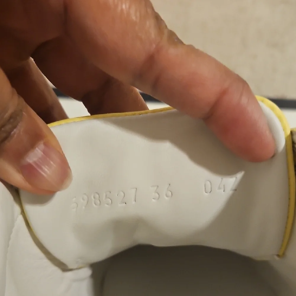 Gucci Yellow Sneakers Vibrant Low-Top Design - Picture 5 of 8